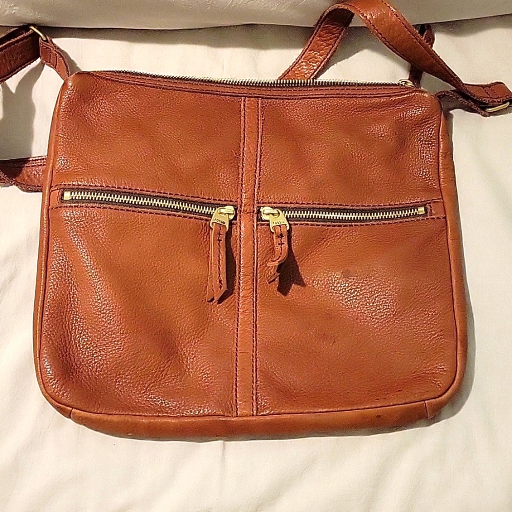 Fossil brand camel leather crossbody bag